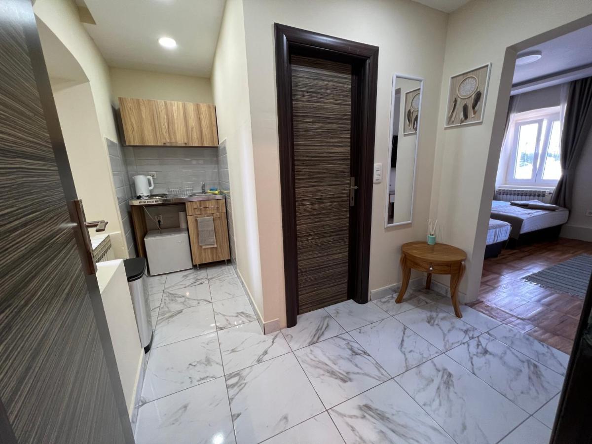 Regina Apartments 부드바 외부 사진