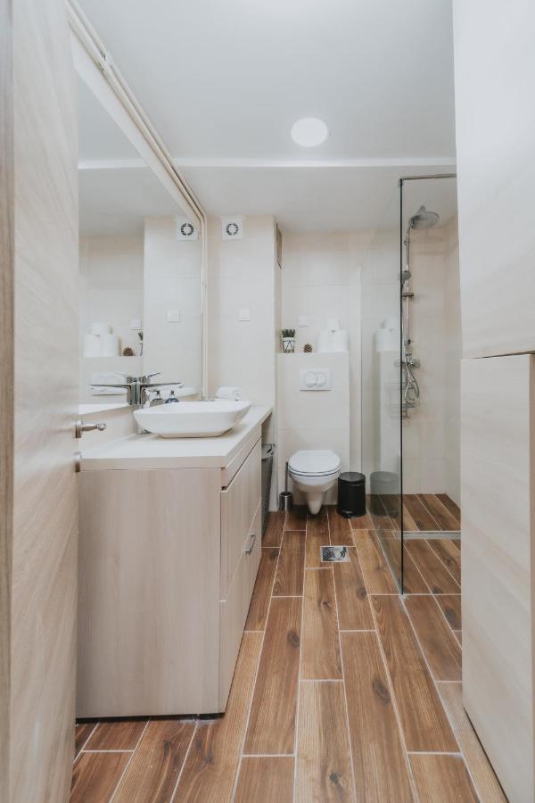 Regina Apartments 부드바 외부 사진